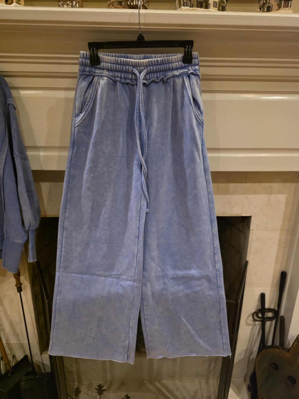 Zenana Outfitters Washed Marlin Wide-Leg Pants And Batwing Sweatshirt Set - Picture 5 of 7